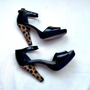 Beverly Feldman Black Patent Leather Leopard Print Heel Ankle Strap Shoes Sz 8.5